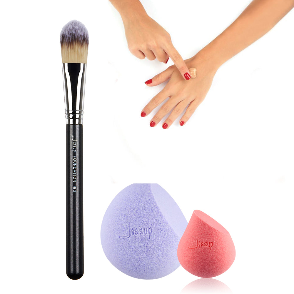 Stumped between using a foundation brush or sponge? Jessup Beauty