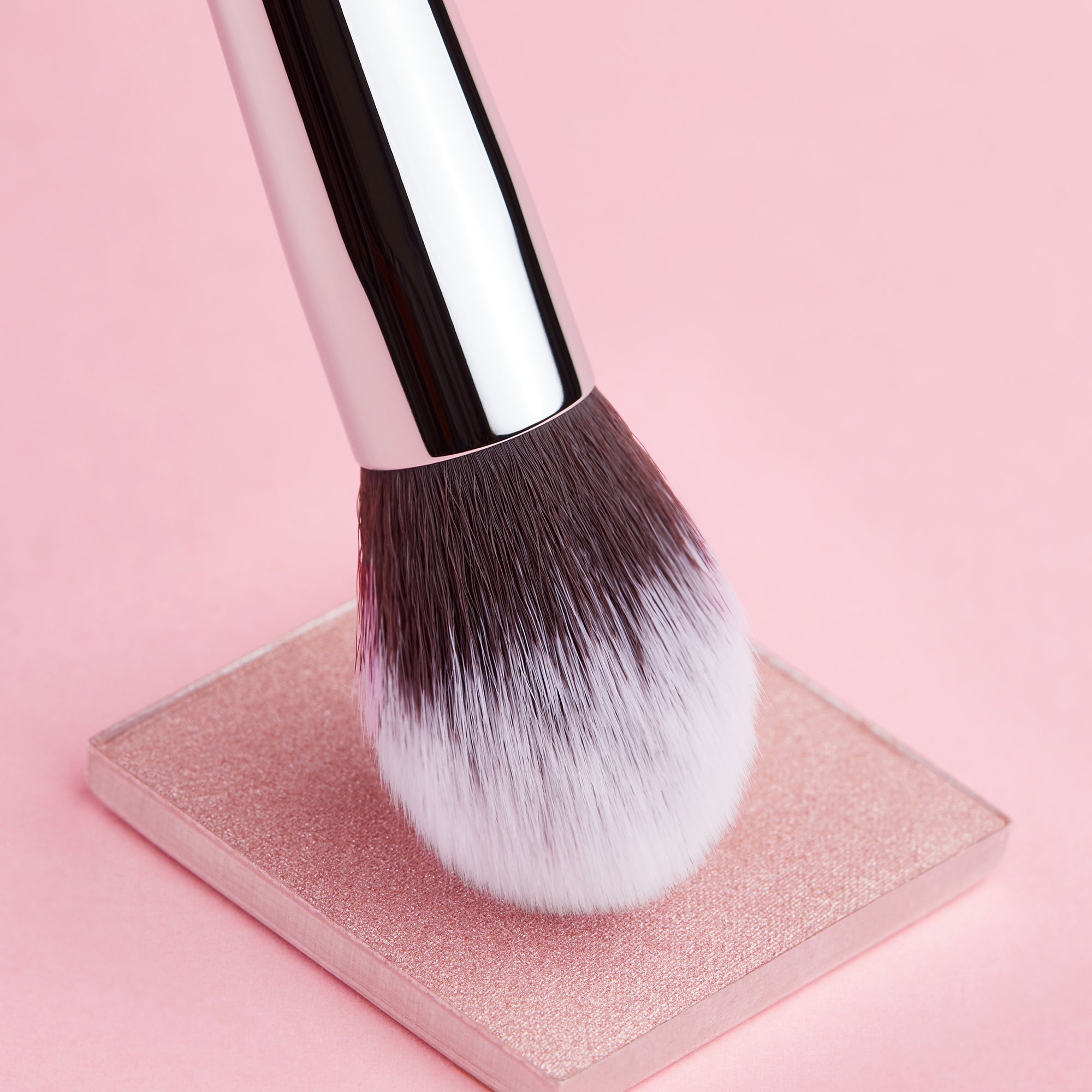 Best Brush to Use for Concealer Dome Shaped- Jessup