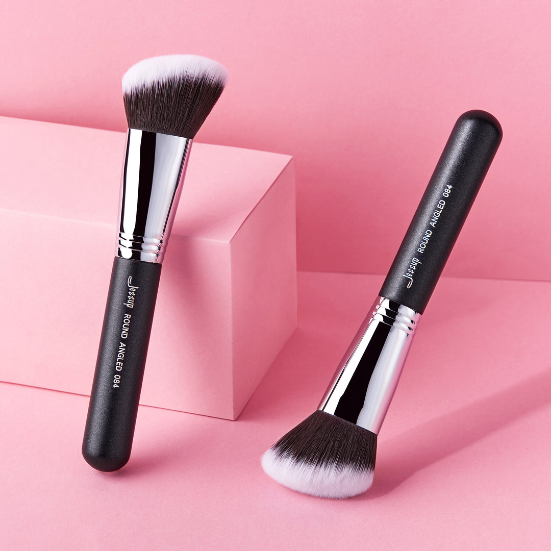 angled blush brush