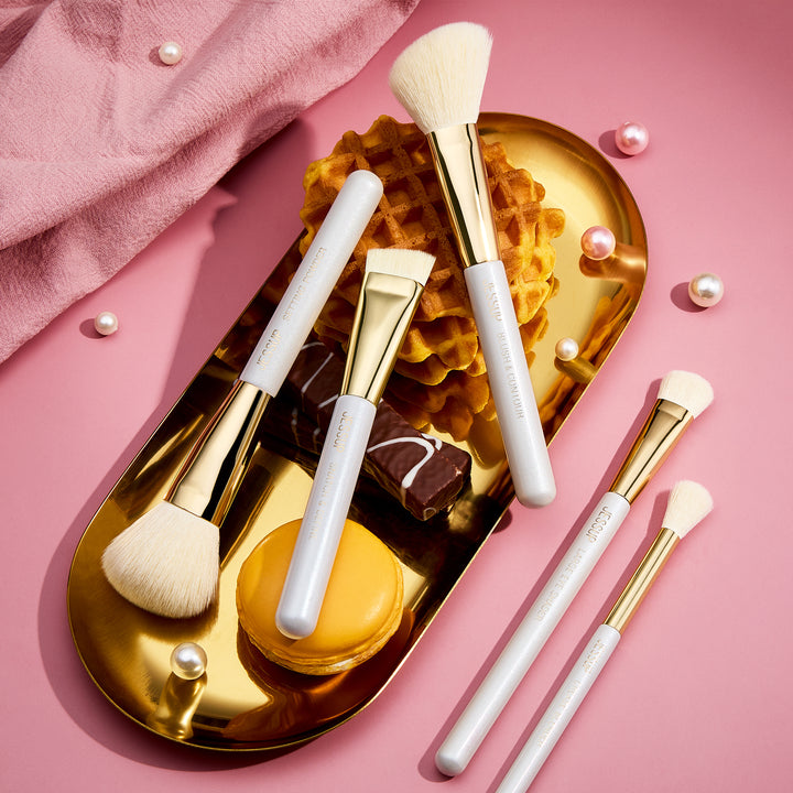 (Newest) White Shimmer Makeup Brush Collection